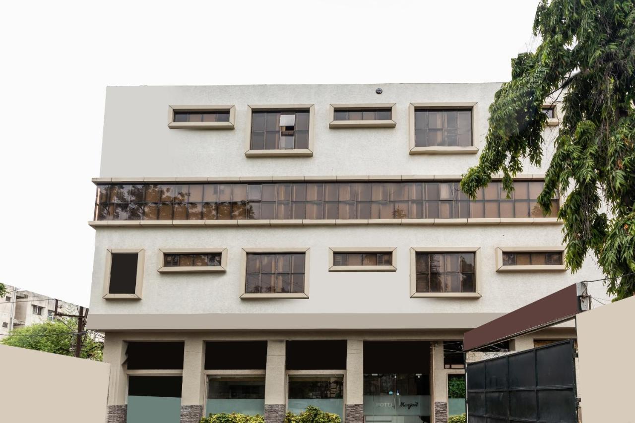 Capital O 47403 Hotel Manjeet Bhopal Zewnętrze zdjęcie